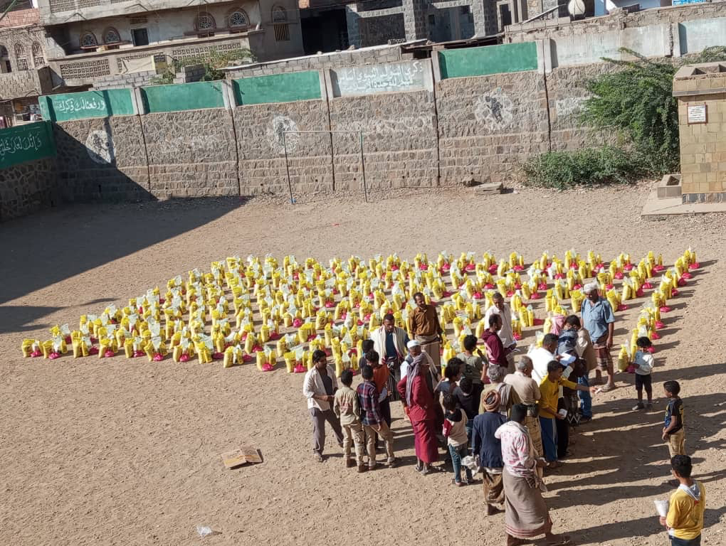 December 2025 Yemen relief - Good Men Corp food basket distribution in Maqbana, Taiz