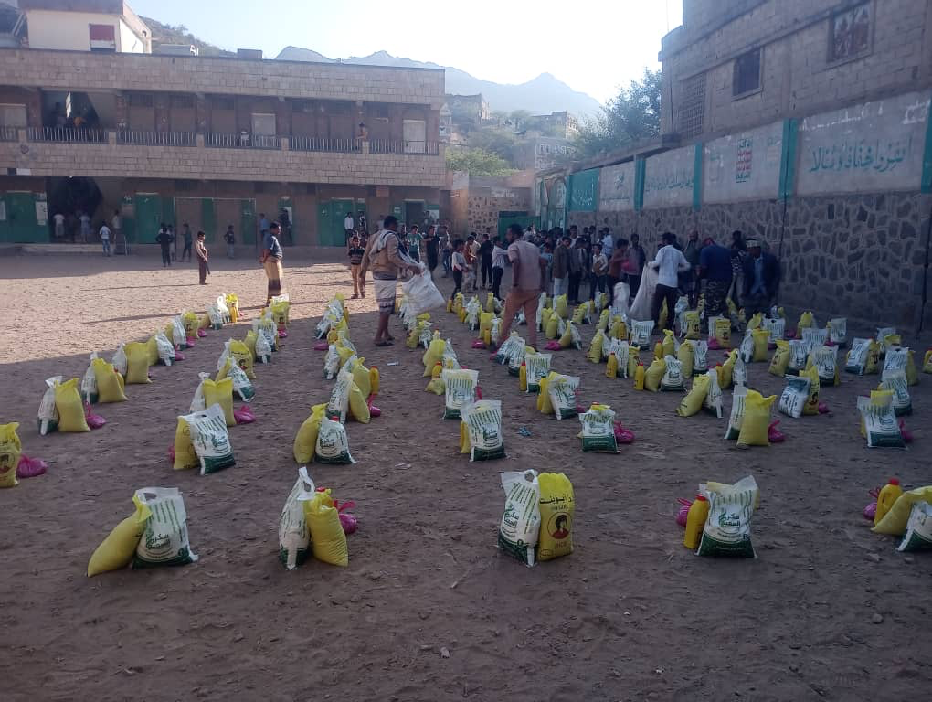 February 2026 Yemen relief - Good Men Corp food basket distribution in Maqbana, Taiz