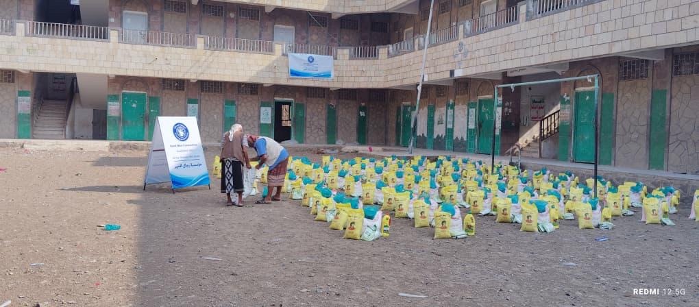 August 20, 2026 Yemen relief - Volunteers preparing 107 food baskets at Al-Noor School in Maqbana Center
