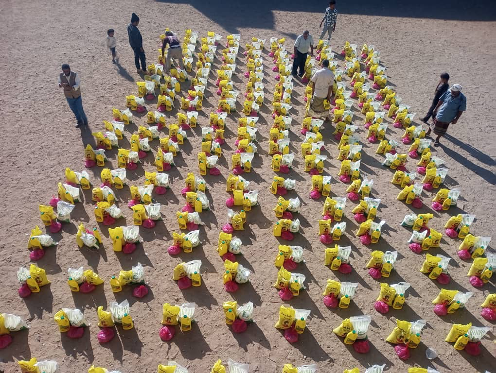 December 2025 food distribution - Good Men Corp delivering aid to families in Maqbana, Taiz